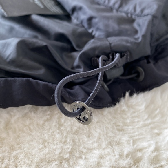 โค๏ธ Lululemon Always Effortless Jacket Size 6 Black - Picture 8 of 16